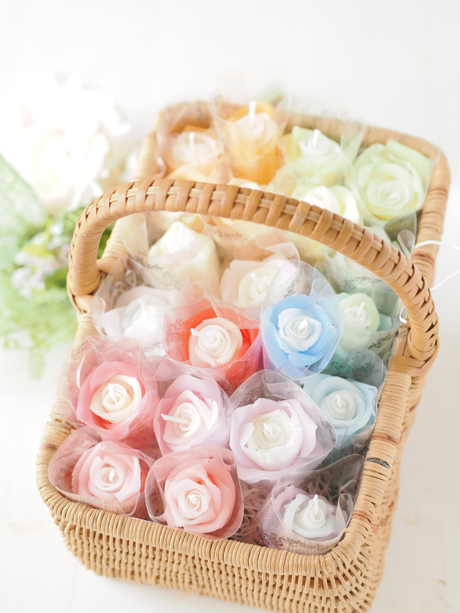 rose beeswax candle handmade La bougie de Rieco